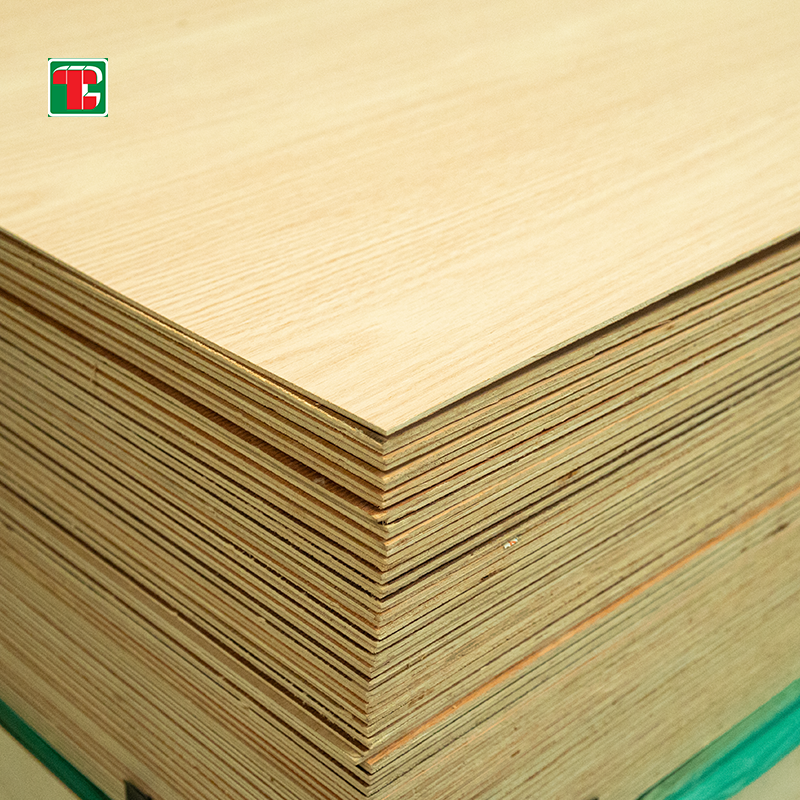 https://www.tlplywood.com/furniture-grade-book-match-red-oak-veneer-plywood-in-cown-cut-product/